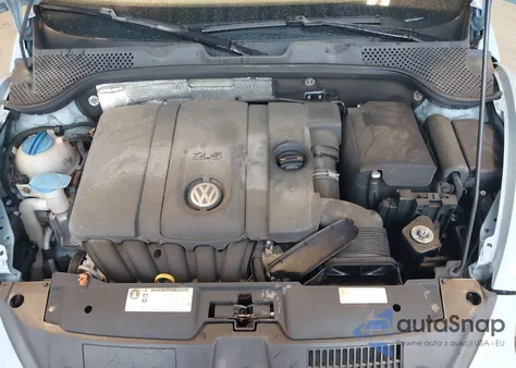 2013 Volkswagen Beetle 2.5L z USA, uszkodzony, nr VIN 3VW5P7ATXDM825773